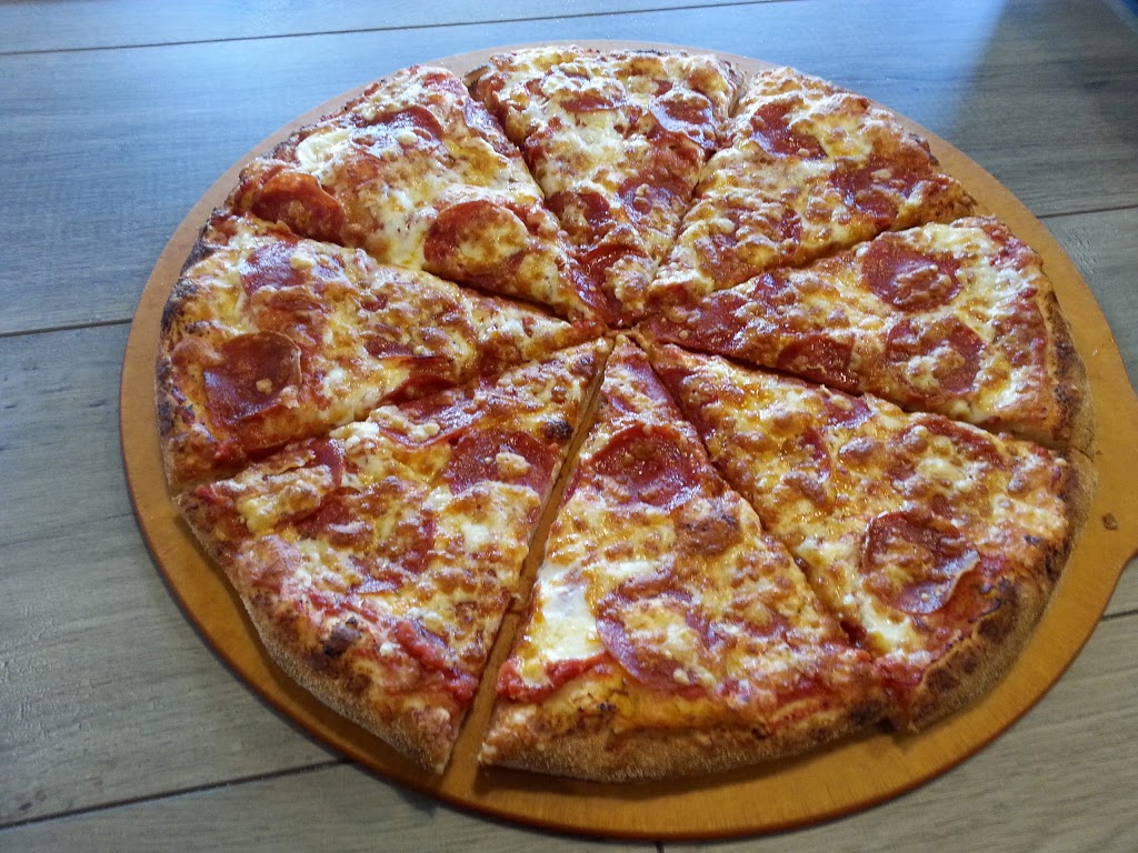 Show Me The Pizza | 4-22935 Lougheed Hwy, Maple Ridge, BC V2X 2W1, Canada | Phone: (604) 380-0777