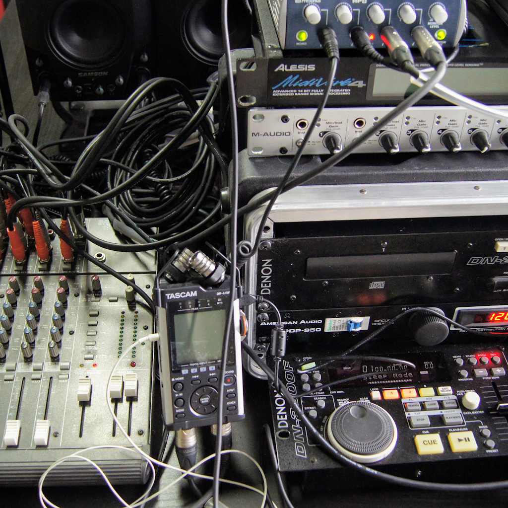DJL Music Production | 9590 Boul Henri-Bourassa E # 6, Montréal, QC H1E 1P8, Canada | Phone: (514) 247-7327