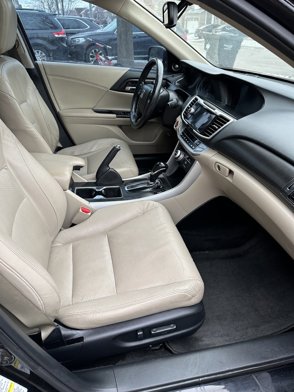 Professor Detailing | 11 Remembrance Rd, Brampton, ON L7A 0A7, Canada | Phone: (437) 988-4992