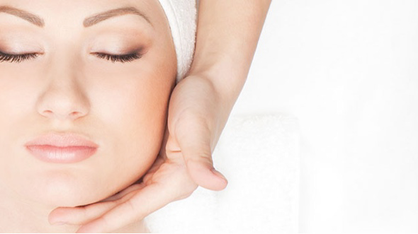 LUXX Aesthetics and Health | 75 Cedar Pointe Dr Unit 811A, Barrie, ON L4N 5R7, Canada | Phone: (705) 791-0600