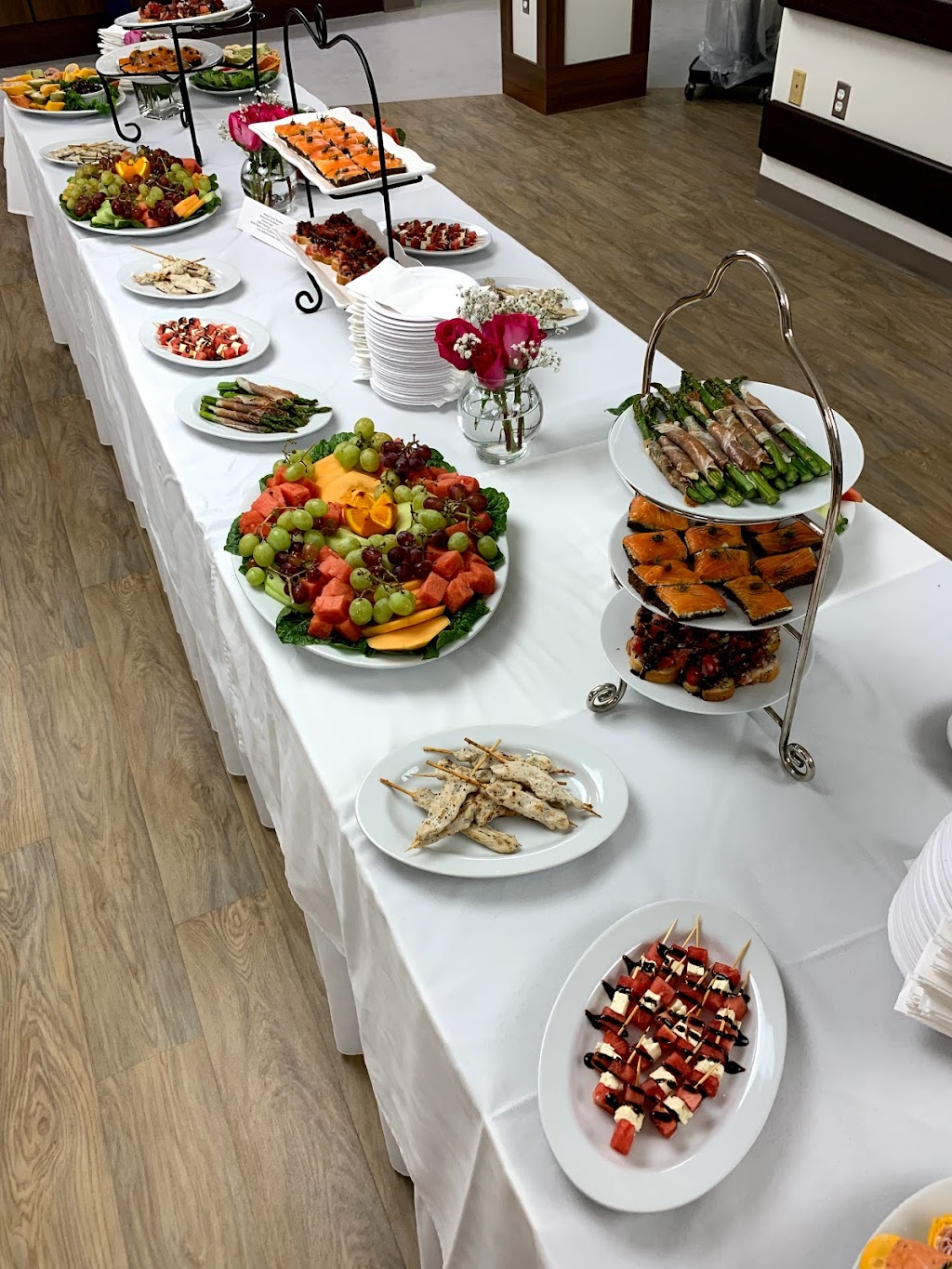 Top Notch Catering | 3-1850 Kingsway Ave, Port Coquitlam, BC V3C 1S6, Canada | Phone: (604) 941-9773