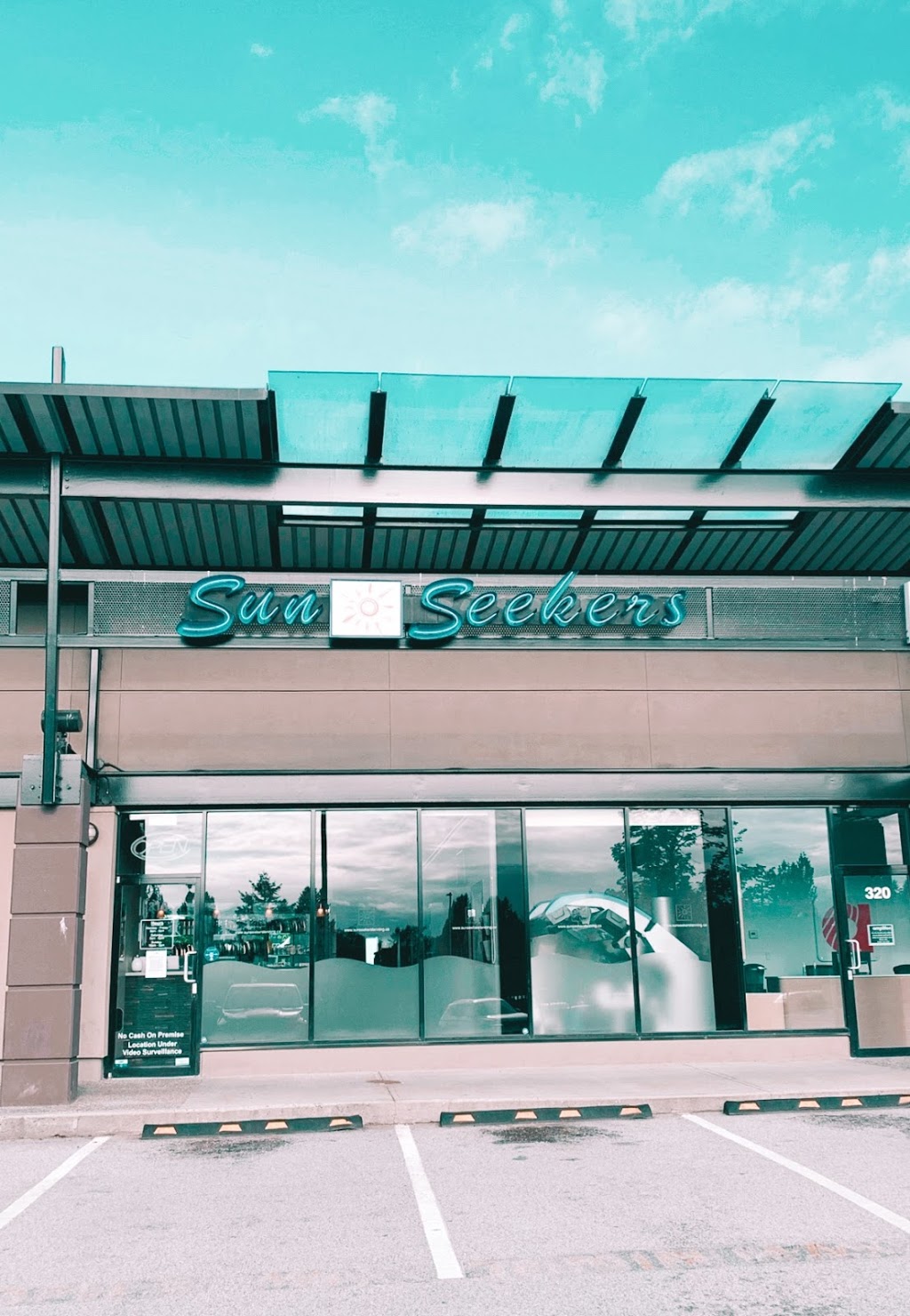 Sun Seekers Tanning Salon | 20398 Dewdney Trunk Rd #310, Maple Ridge, BC V2X 3E3, Canada | Phone: (604) 460-8668