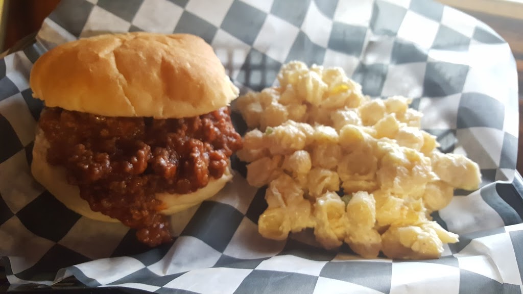 Strohs Tavern | 9566 Lake Shore Rd, Angola, NY 14006, USA | Phone: (716) 549-0480