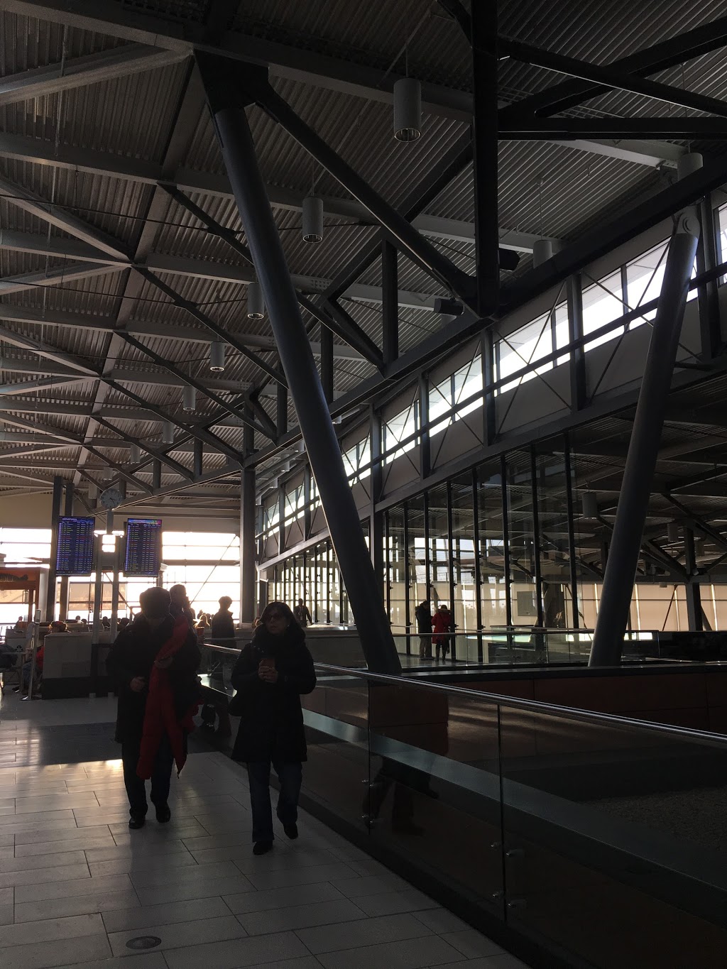 Ottawa International Airport | 1000 Airport Parkway Private, Ottawa, ON K1V 9B4, Canada | Phone: (613) 248-2125