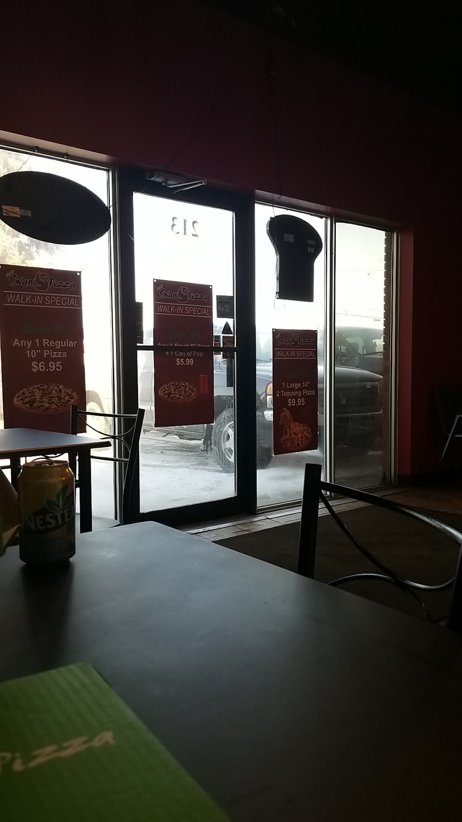Red Swan Pizza | 2750 Faithfull Ave #213, Saskatoon, SK S7K 6M6, Canada | Phone: (306) 954-6622