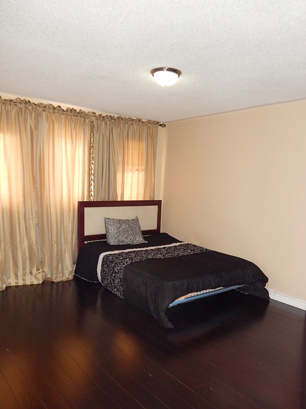 Bloomsdale Seniors Home | 15 Tweedie Cresent, Whitby, ON L1P 1X4, Canada | Phone: (905) 999-0330