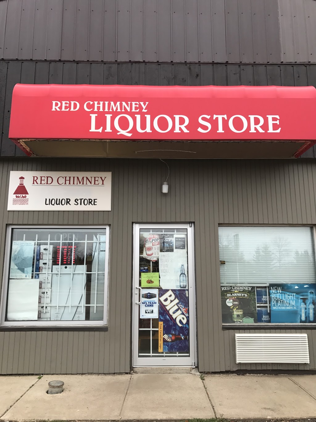 Red Chimney Liquor Store | 35 White Earth St, Smoky Lake, AB T0A 3C0, Canada | Phone: (780) 656-3526