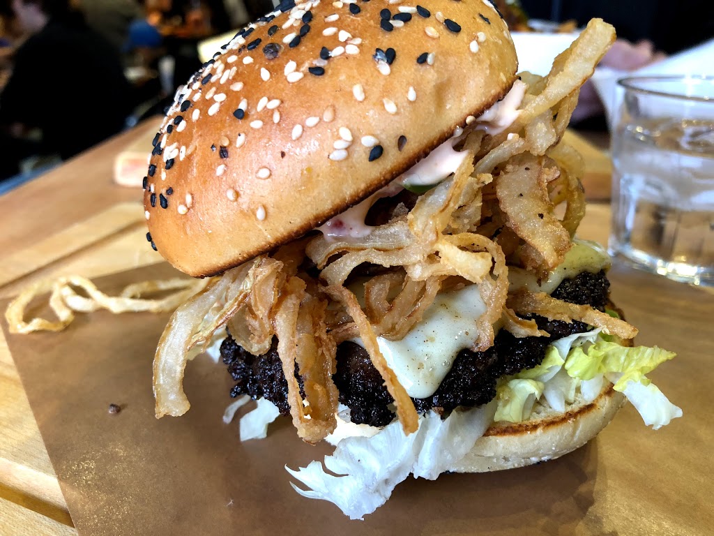 HAMBRGR Downtown | 49 King William St, Hamilton, ON L8R 1A2, Canada | Phone: (289) 389-1212
