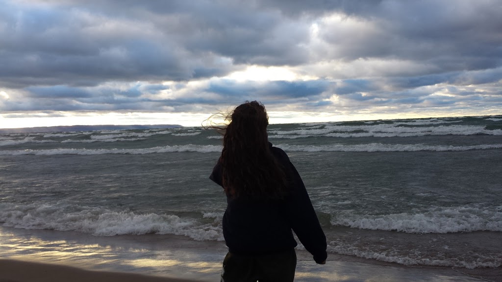 Sun Angel Court | st 2k1, 299 Mosley St, Wasaga Beach, ON L9Z 2K1, Canada | Phone: (705) 436-4728