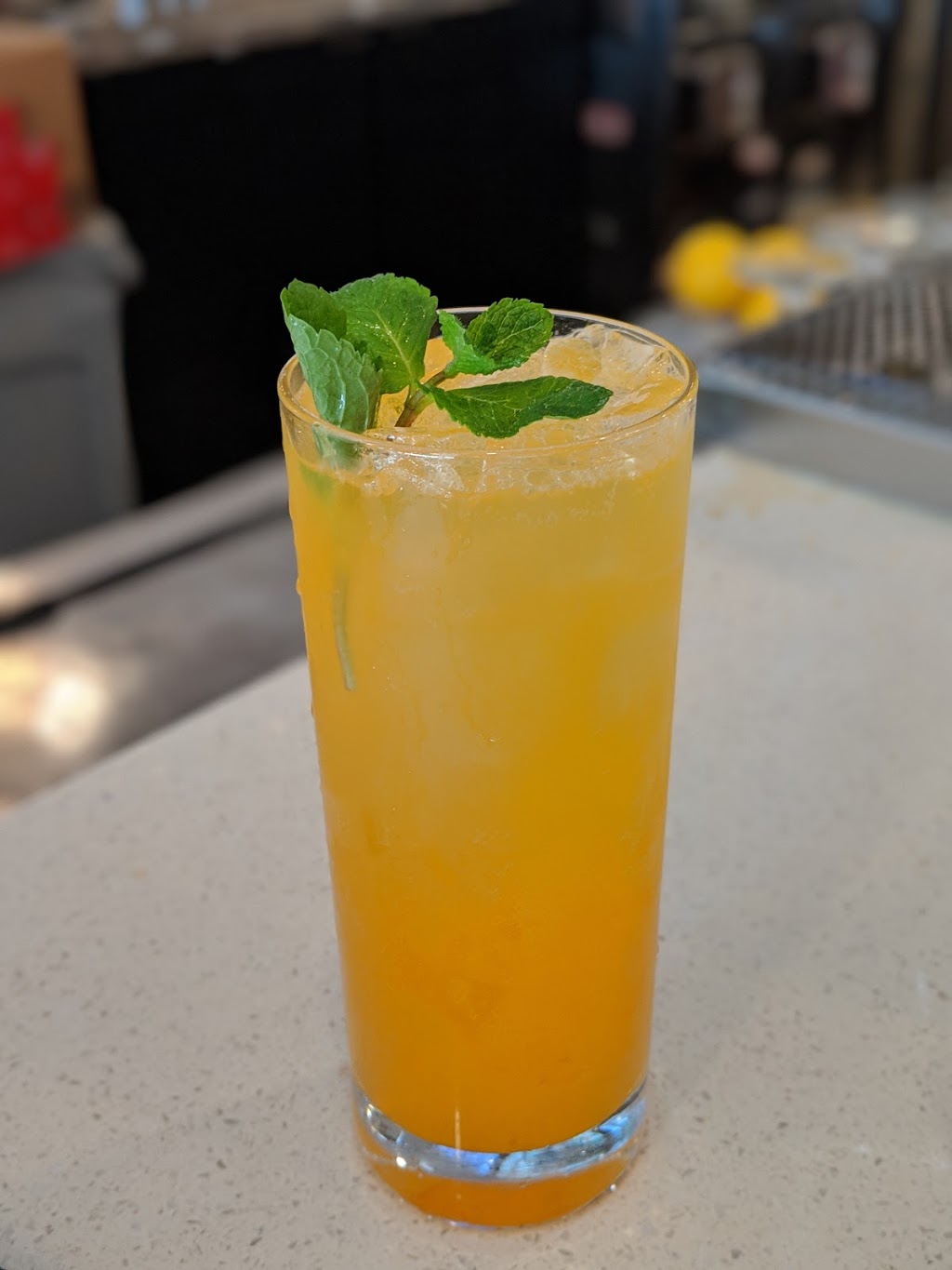 Earls Kitchen + Bar | 211 Bernard Ave, Kelowna, BC V1Y 6N2, Canada | Phone: (250) 763-2777