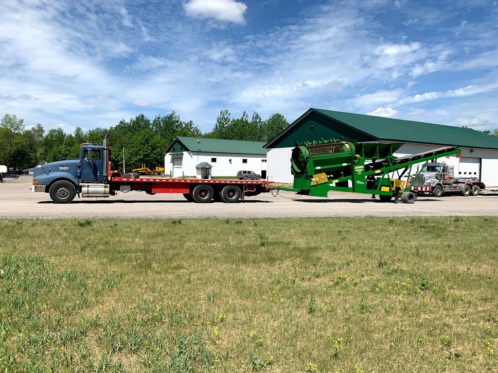 Garage Savard Inc | 715 Rue St Laurent, Saint-Siméon, QC G0T 1X0, Canada | Phone: (418) 638-2217