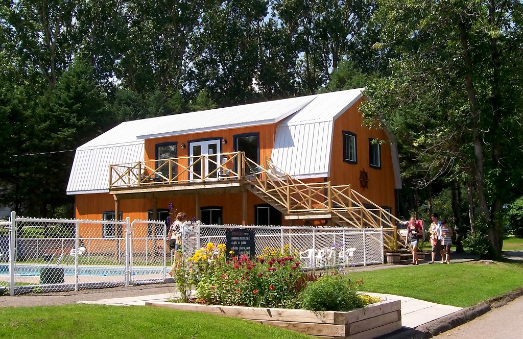 Camping Orléans | 3547 Chemin Royal, Saint-François-de-lÎle-dOrléans, QC G0A 3S0, Canada | Phone: (418) 829-2953