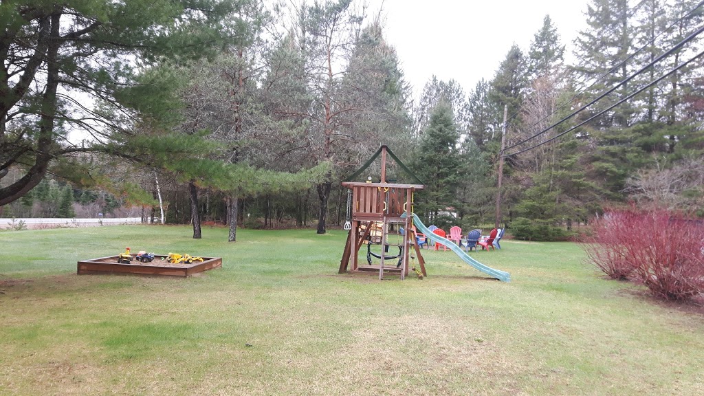 Dwight Village Motel | 2801 ON-60, Dwight, ON P0A 1H0, Canada | Phone: (705) 635-2400