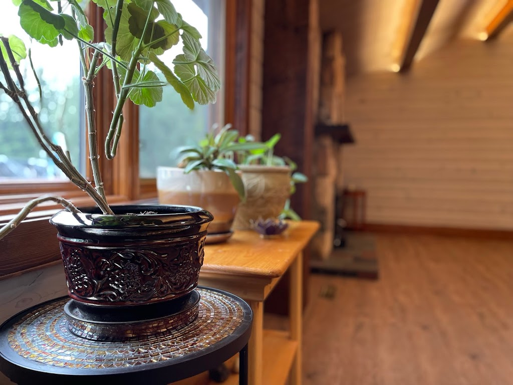 Yogarise | 53326 Range Rd 20, Parkland County, AB T7Y 0C4, Canada | Phone: (780) 298-9642