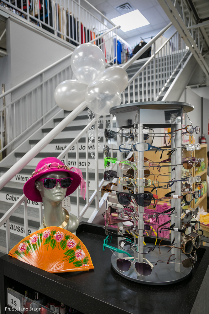 Le Magasin du Chaînon | 4375 Boul St-Laurent, Montréal, QC H2W 1Z8, Canada | Phone: (514) 843-4354