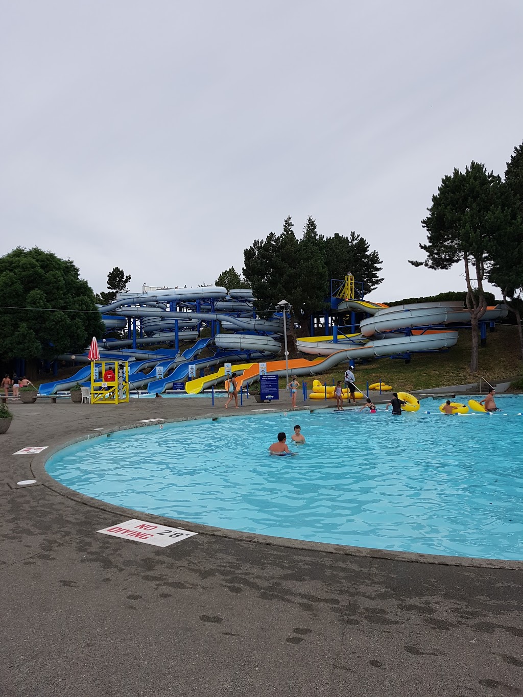 Big Splash Water Slide Park | 4775 Nu Lelum Way, Tsawwassen, BC V4M 4G9, Canada | Phone: (778) 434-4840