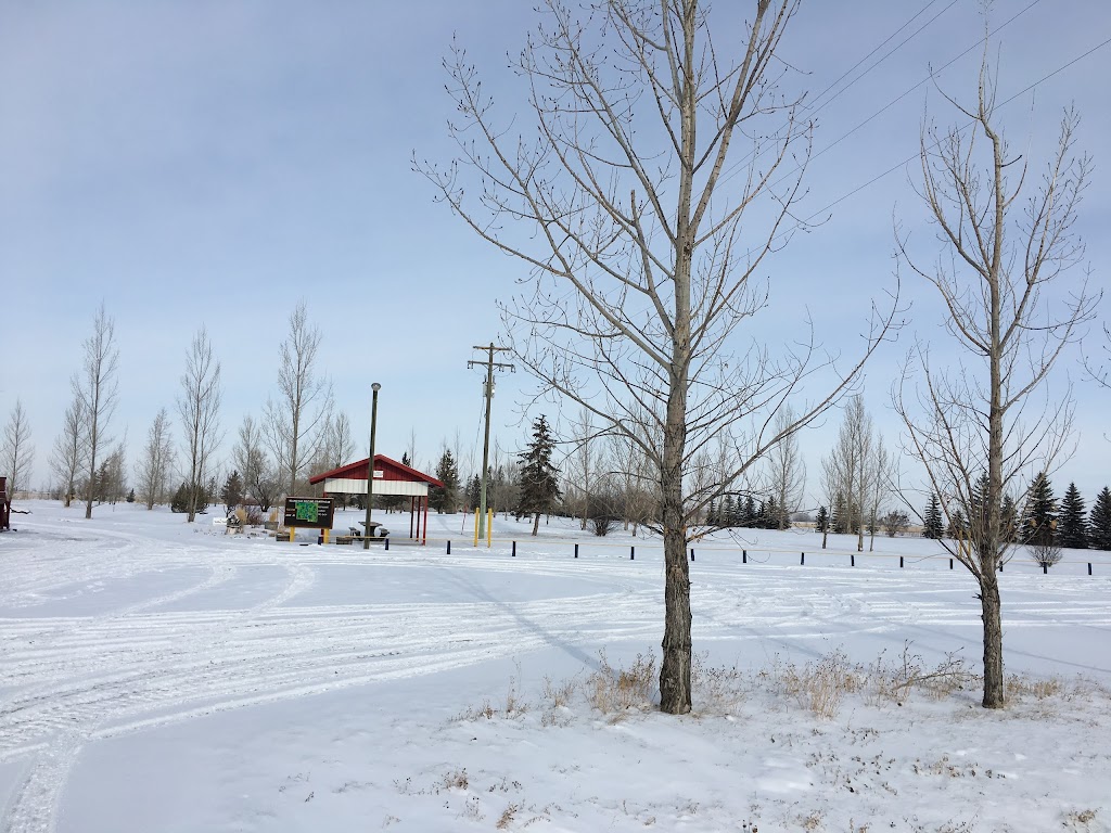 Rolling Hills Golf & Country Club | 100 3rd Ave, Newell County No. 4, AB T0J 2S0, Canada | Phone: (403) 964-2380