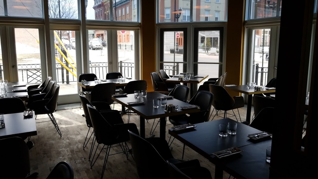 Restaurant Fougasse | 29 Rue du Roi, Sorel-Tracy, QC J3P 4M5, Canada | Phone: (450) 743-7203