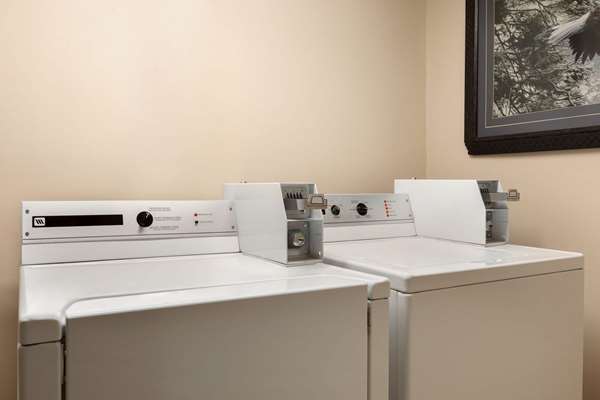 Travelodge Suites by Wyndham Moncton | 2475 Mountain Rd, Moncton, NB E1G 2J5, Canada | Phone: (506) 802-7593