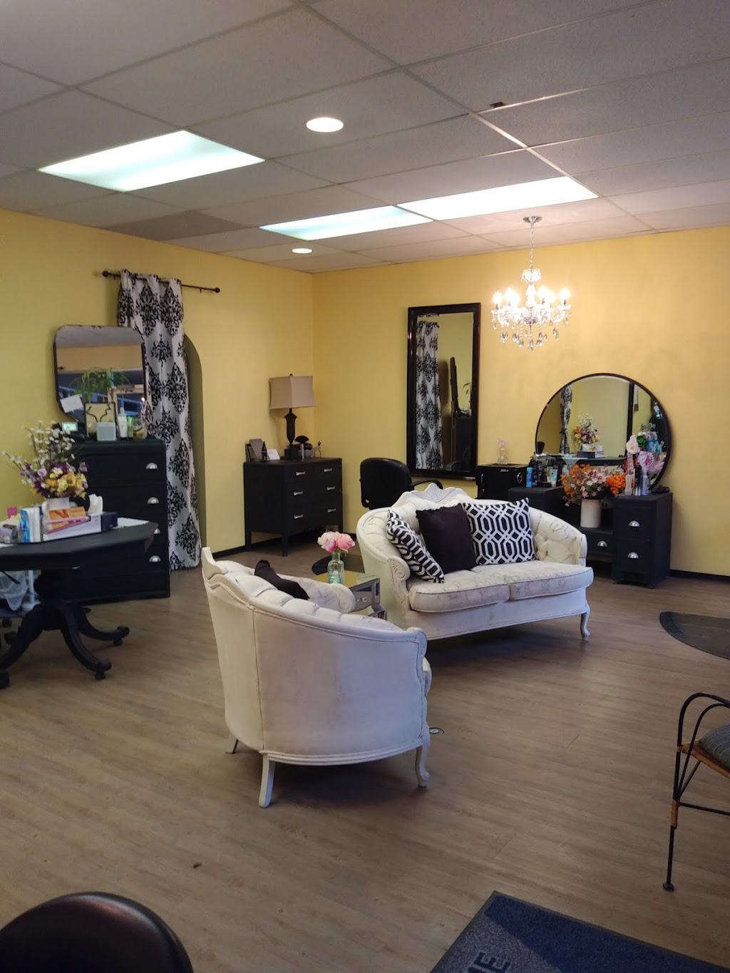 Tradewinds Hair Plus | 155 Main St, Lillooet, BC V0K 1V0, Canada | Phone: (250) 256-7431