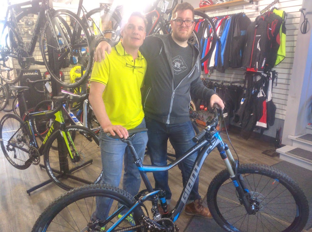 Village Cycle Hudson Giant | 38 Rue du Yacht Club, Hudson, QC J0P 1H0, Canada | Phone: (450) 458-7401