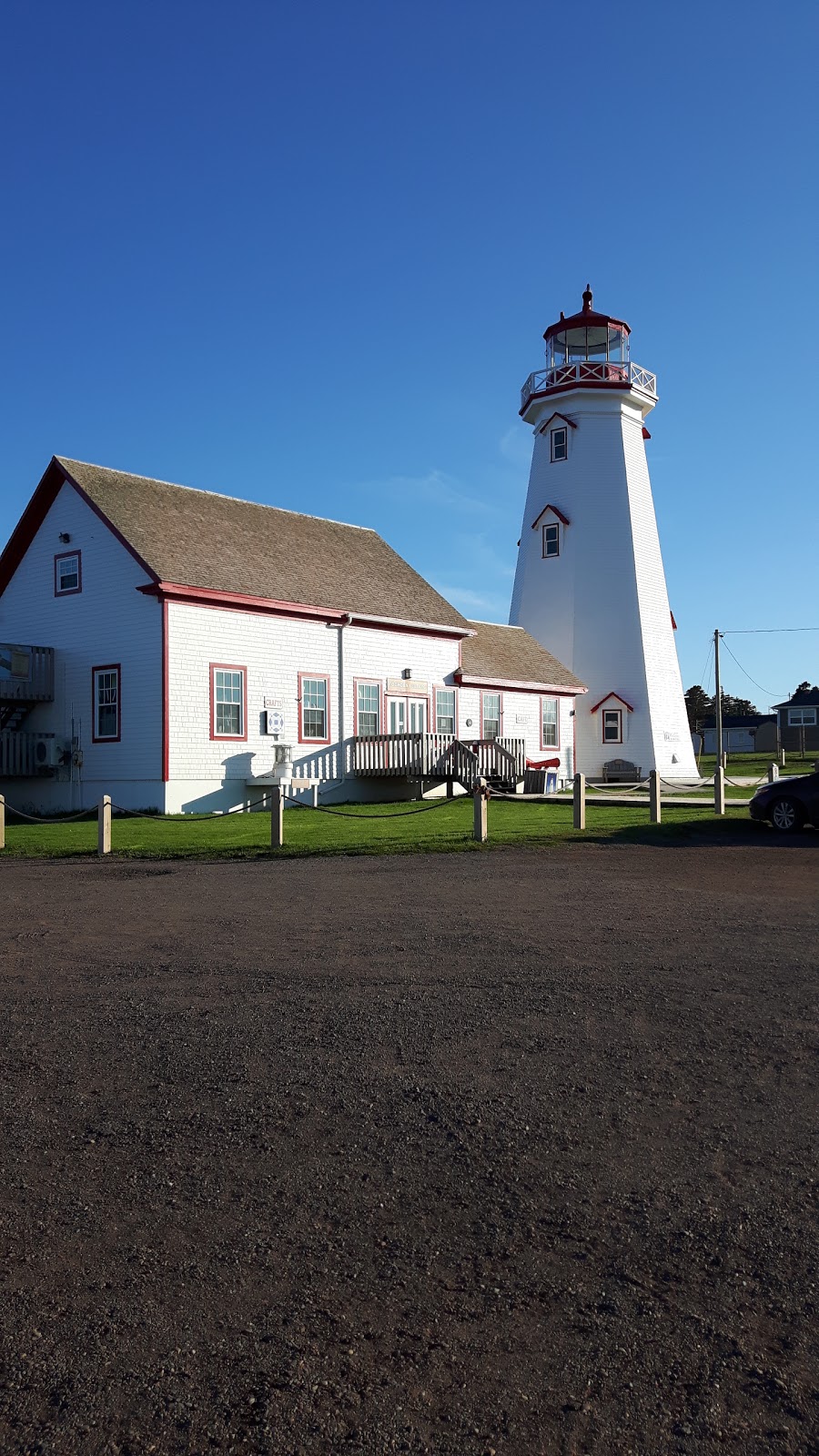 Bakers Lighthouse Motel | 802 Water St, Summerside, PE C1N 4J6, Canada | Phone: (902) 436-2992