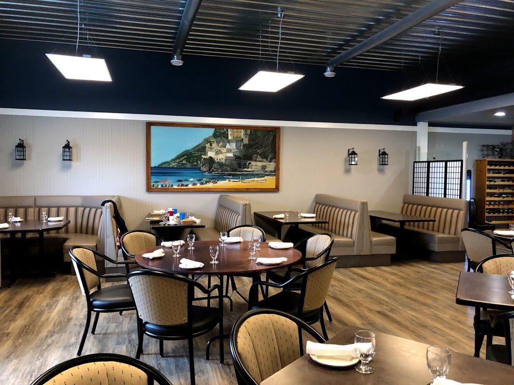 Villa Maria Ristorante Italiano | 108 10th Avenue North #27, Carstairs, AB T0M 0N0, Canada | Phone: (403) 337-2584