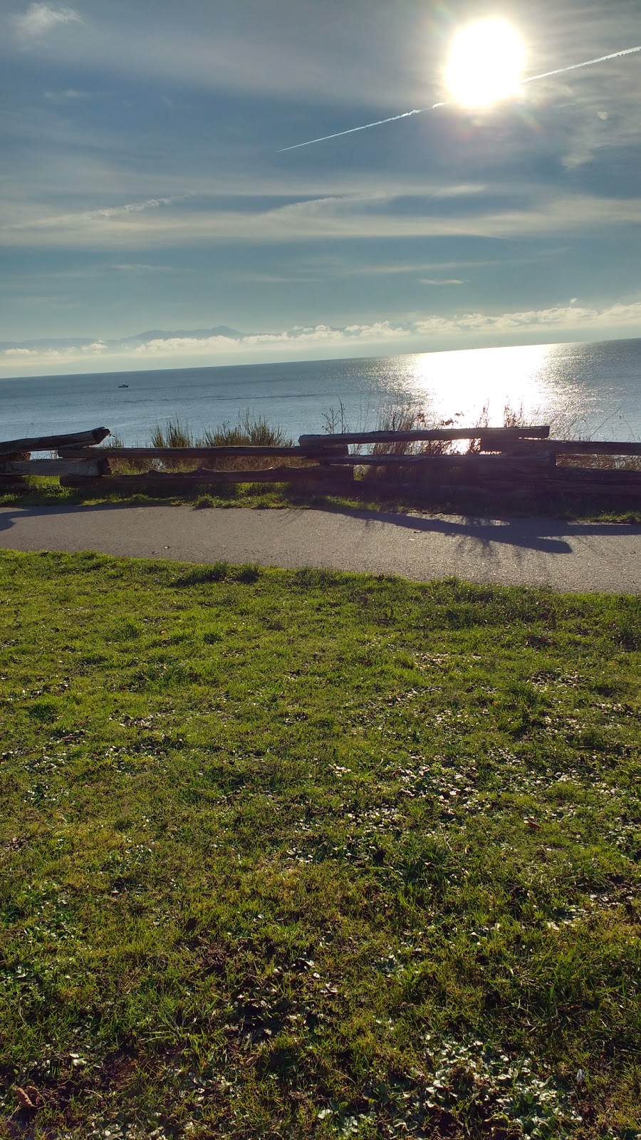 Dallas Road Parking | 13 Dallas Rd, Victoria, BC V8V, Canada