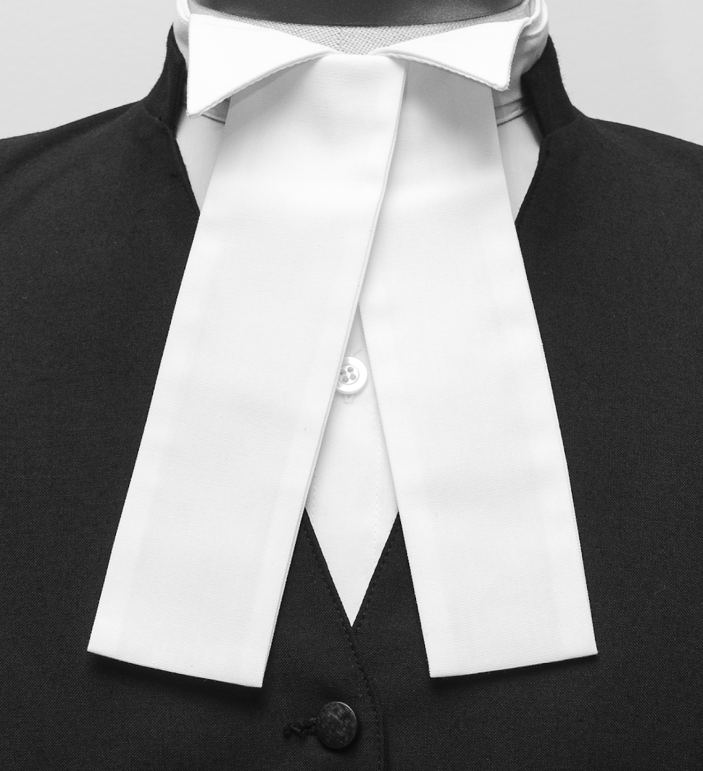 LEGAL ATTIRE CANADA | 171 Queens Ave, London, ON N6A 5J7, Canada | Phone: (519) 432-3937