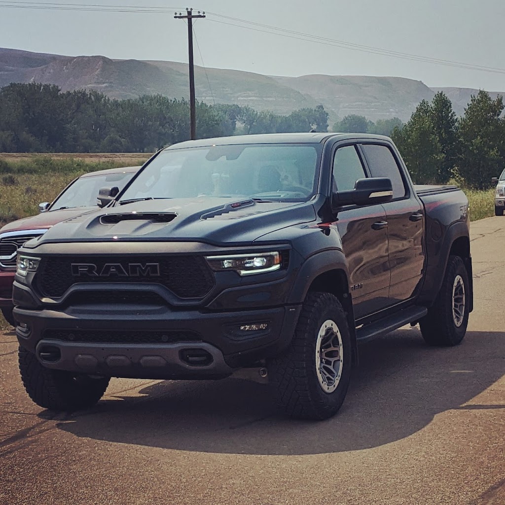 Calgary Car Negotiator | 1268 Ravenswood Dr SE, Airdrie, AB T4A 0G9, Canada | Phone: (403) 921-6325
