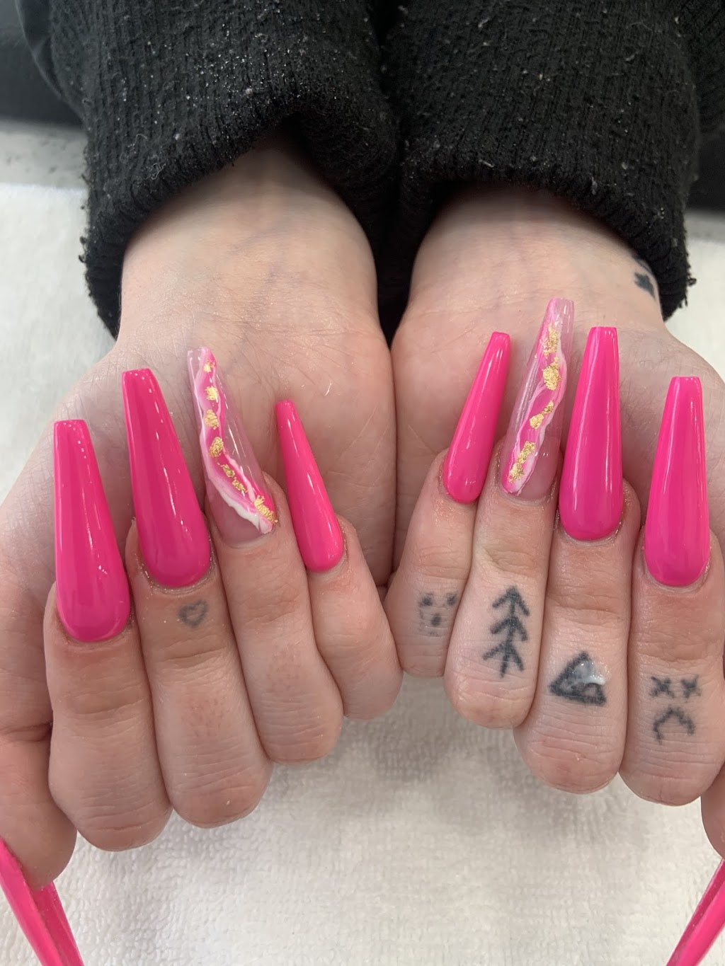 Pedi N Nails | 2630 Simcoe St N Unit 2, Oshawa, ON L1L 0R1, Canada | Phone: (905) 433-1300