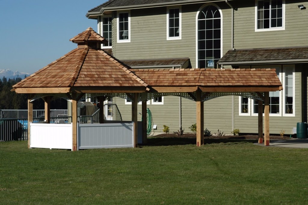 Finyl Fencing & Railings Ltd | 4942 56 St, Delta, BC V4K 3C5, Canada | Phone: (604) 946-7815