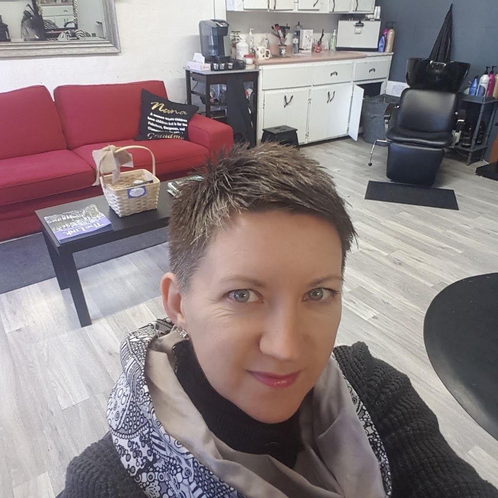 salon belle | 21 Mill St, Frankford, ON K0K 2C0, Canada | Phone: (613) 398-9104