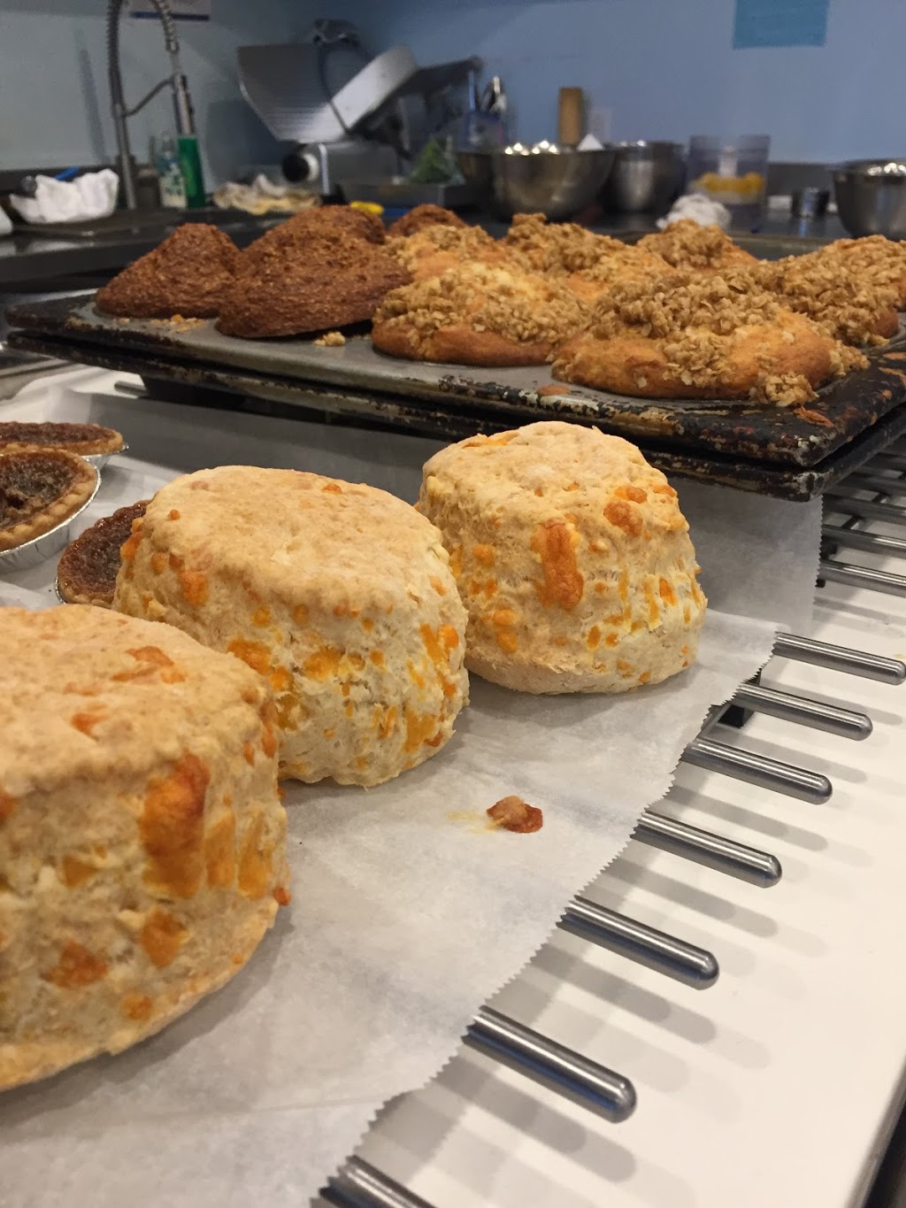 Watts East Beach Cafe | 15611 Marine Dr, White Rock, BC V4B 1E1, Canada | Phone: (604) 538-5640