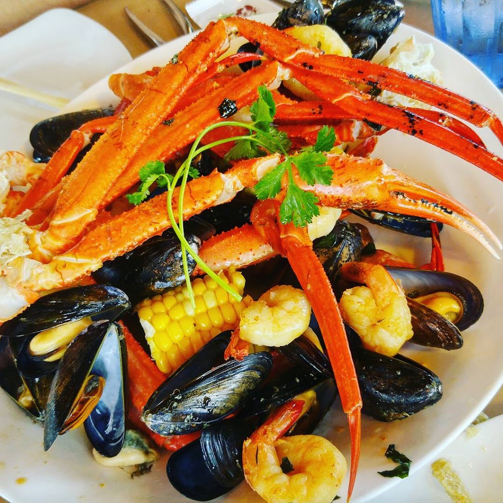 The Crab King Restaurant | 3540 Bayview St, Richmond, BC V7E 5W3, Canada | Phone: (604) 448-8801