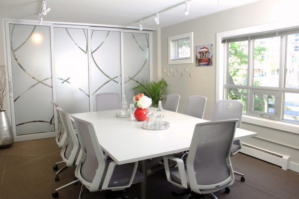 VIBE Centre | 5048 Dundas St W, Etobicoke, ON M9A 1B9, Canada | Phone: (416) 234-8423