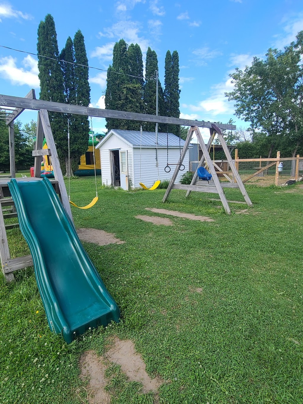 Beauregard autocueillette | 1340 Chem. des Carrières, Sainte-Madeleine, QC J0H 1S0, Canada | Phone: (450) 467-3000