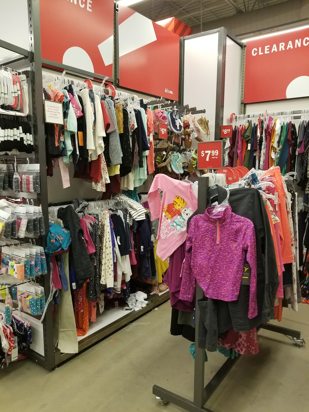 Old Navy | 550 King St N, Waterloo, ON N2L 5W6, Canada | Phone: (519) 884-8451