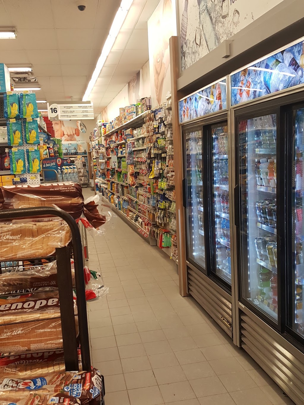 PJC Jean Coutu | 802 Boulevard Décarie, Saint-Laurent, QC H4L 3L9, Canada | Phone: (514) 747-3521