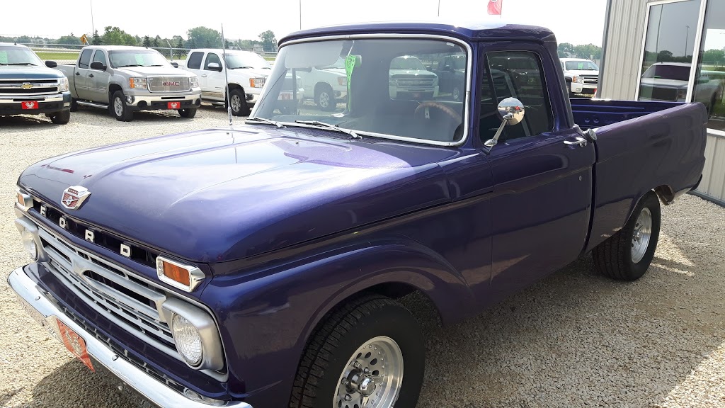CY TRUCK CENTRE LTD | 100 La Fleche Rd, Headingley, MB R4H 1B4, Canada | Phone: (204) 831-7040