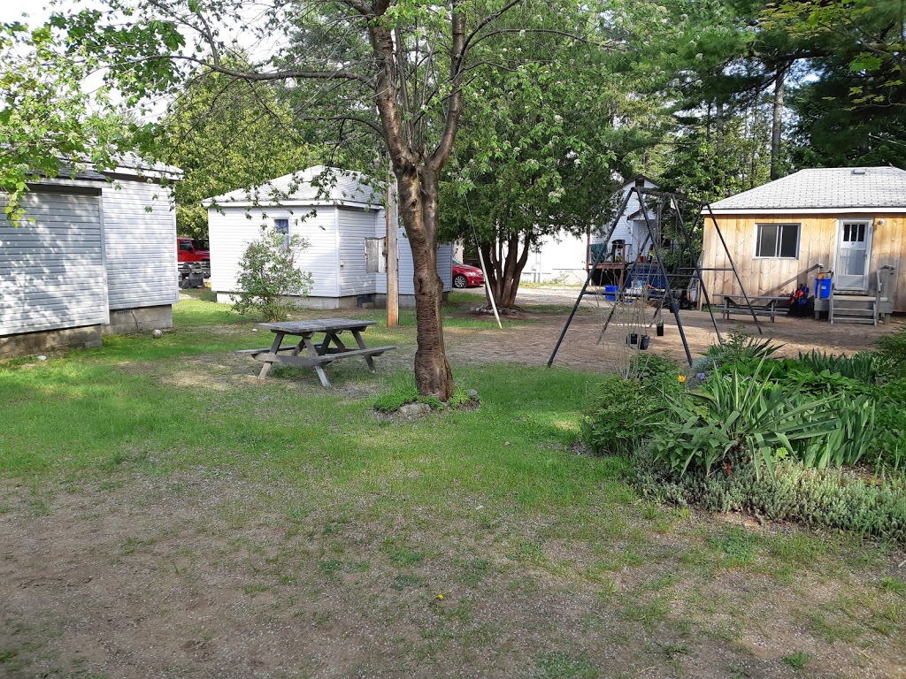 Tony B Villas | 701 River Rd E, Wasaga Beach, ON L9Z 2M3, Canada | Phone: (705) 429-5574