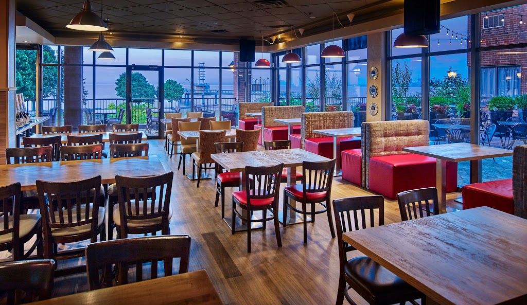 Waterfront Hotel Burlington | 2020 Lakeshore Rd, Burlington, ON L7R 4G8, Canada | Phone: (905) 681-5400