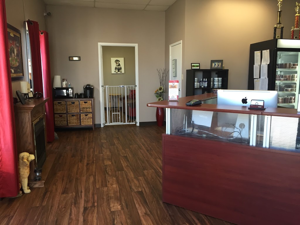 The Hound Lounge | 80 Ellis Dr #1, Barrie, ON L4N 8Z3, Canada | Phone: (705) 728-5211