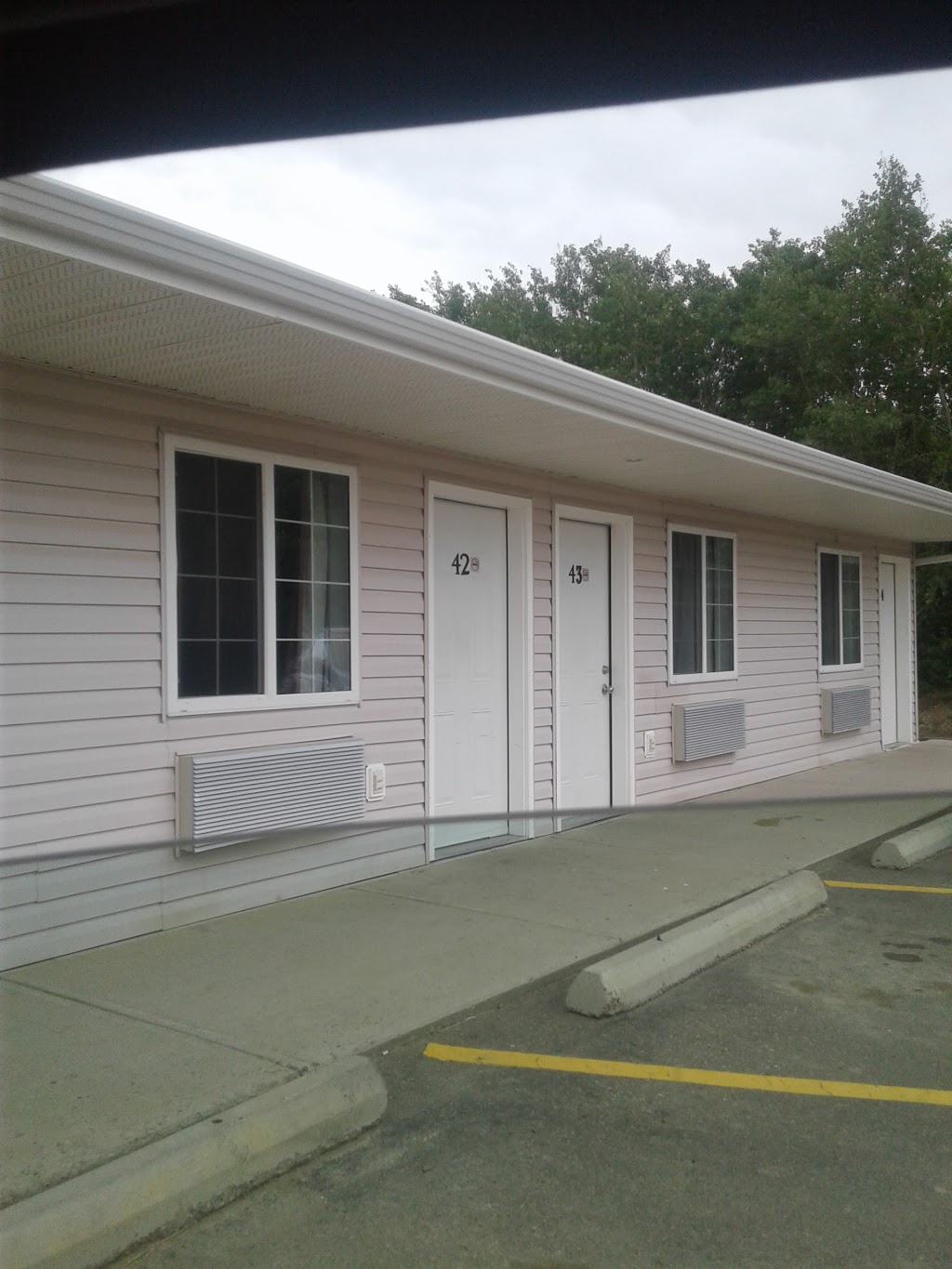 Twilite Motel & RV Park | SK-2, Prince Albert, SK S6V 5P9, Canada | Phone: (306) 764-1491