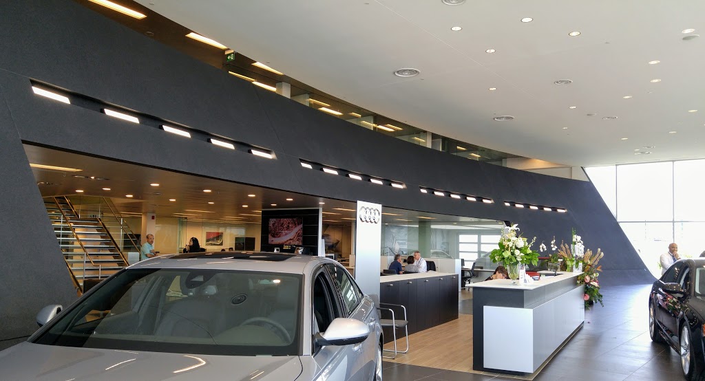 Audi Oakville | 1425 North Service Rd W, Oakville, ON L6M 2W2, Canada | Phone: (905) 844-2834