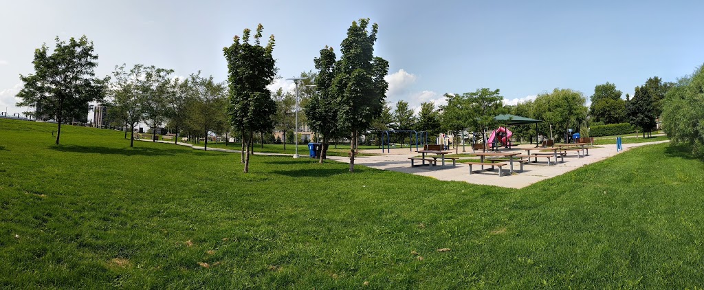 Banting Park | 40 Banting Ave, Toronto, ON M3H 2M5, Canada