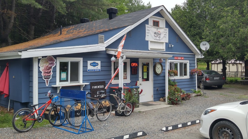 Milford Bay Café and Corner Store | 1010 Beaumaris Rd, Bracebridge, ON P1L 1W8, Canada | Phone: (705) 764-0201