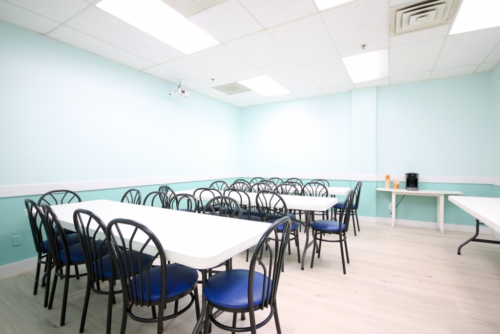 Just Bounce Newmarket | 1166 Gorham St Unit 7, Newmarket, ON L3Y 8W4, Canada | Phone: (905) 895-9091