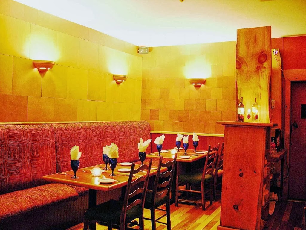 Moon River Lookout Restaurant & Catering | 1002 Walker St, Bala, ON P0C 1A0, Canada | Phone: (705) 762-2393