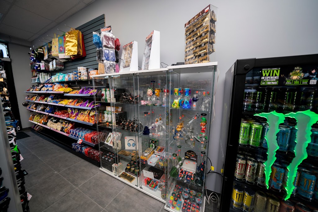 LESLIE MYSTOP CONVENIENCE | 16333 Leslie St #105, Newmarket, ON L3X 0M9, Canada | Phone: (905) 967-9979